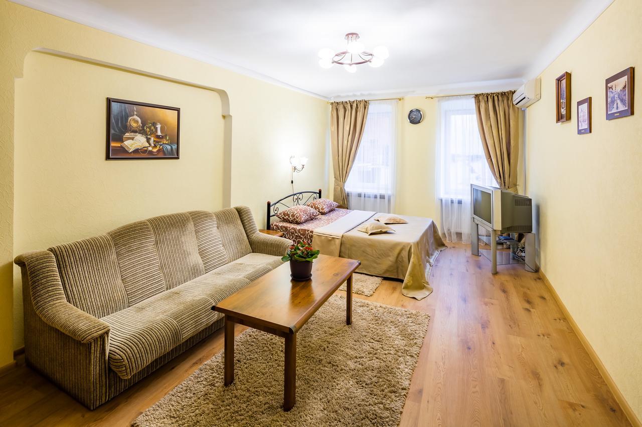 Apartment Krakivska 15 Lviv Dış mekan fotoğraf